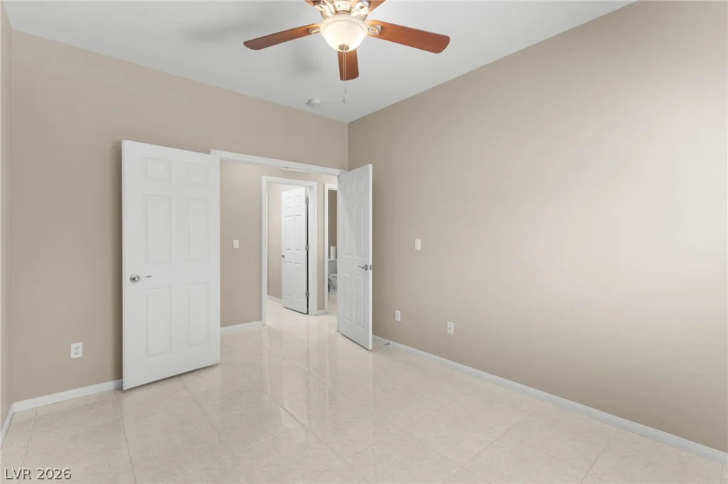 319 Fox Lake, Las Vegas, NV 89148