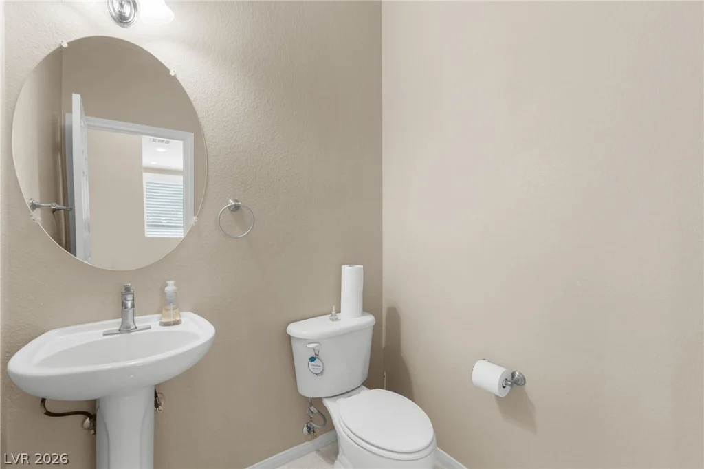 319 Fox Lake, Las Vegas, NV 89148