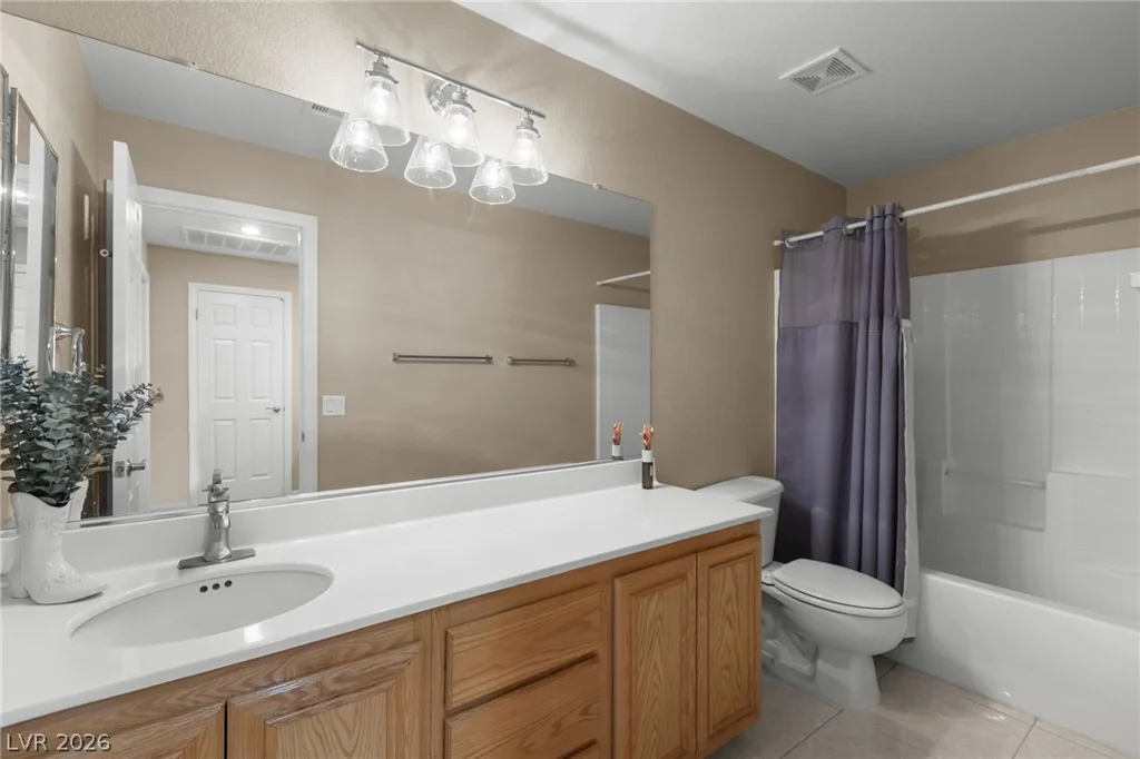 319 Fox Lake, Las Vegas, NV 89148