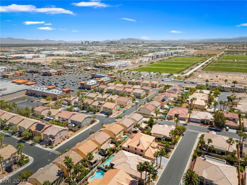 319 Fox Lake, Las Vegas, NV 89148