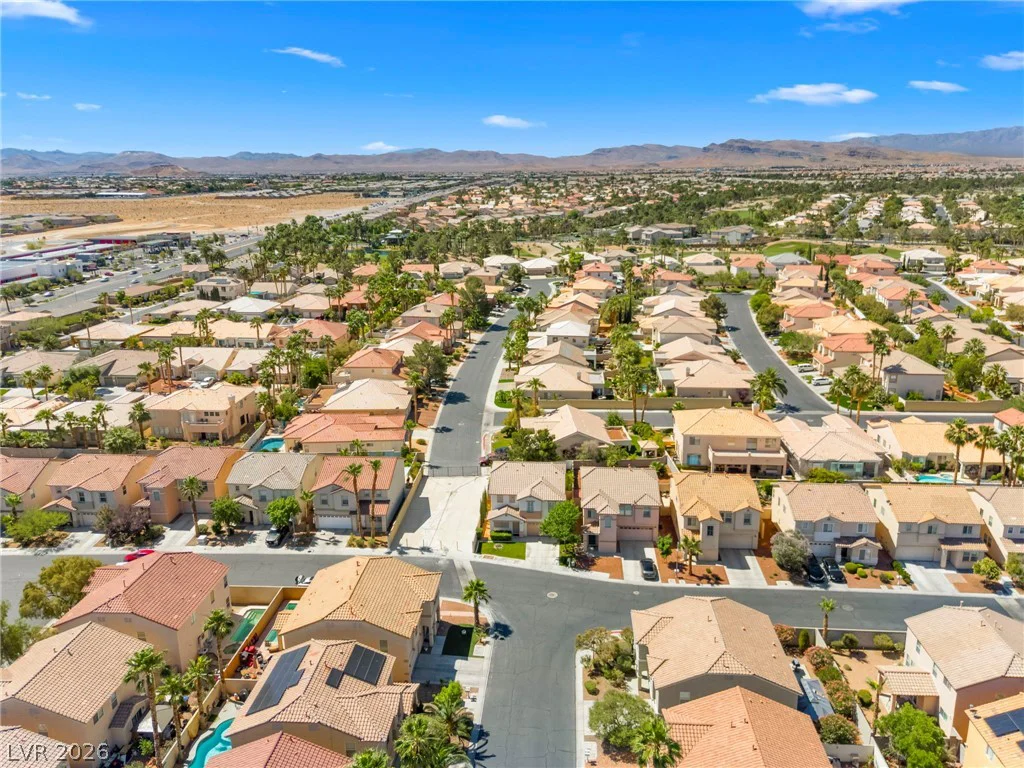 319 Fox Lake, Las Vegas, NV 89148
