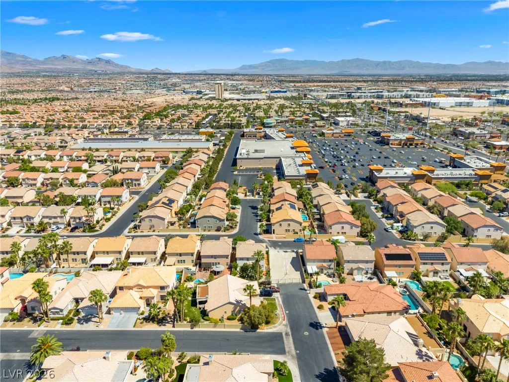 319 Fox Lake, Las Vegas, NV 89148