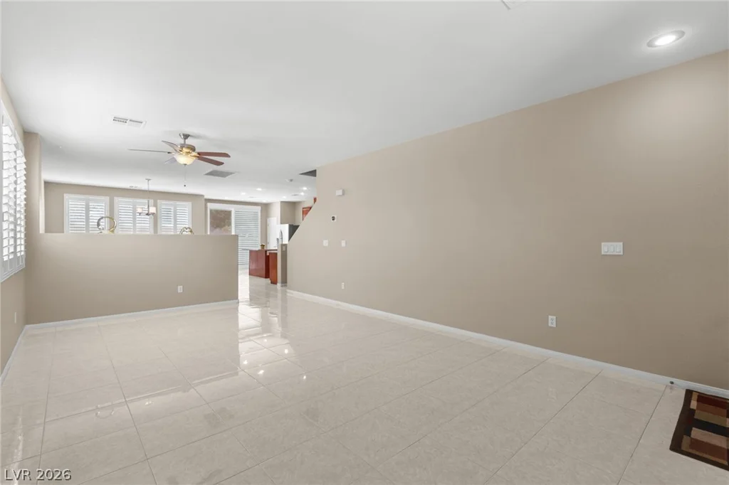 319 Fox Lake, Las Vegas, NV 89148