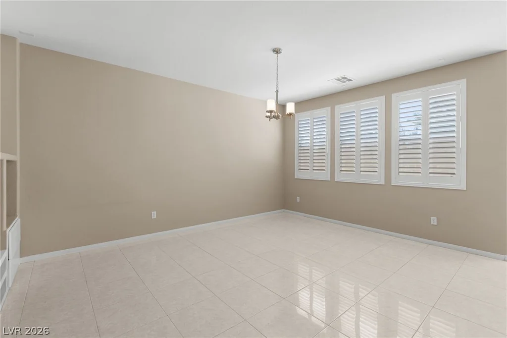 319 Fox Lake, Las Vegas, NV 89148