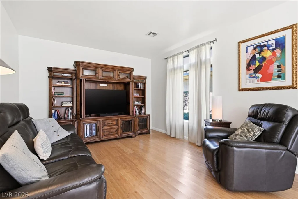 4542 Laguna Vista, Las Vegas, NV 89147