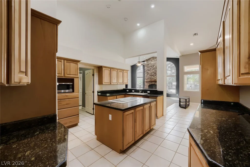 6325 Guy Ave & 6320 Horse Dr, Las Vegas, NV 89131