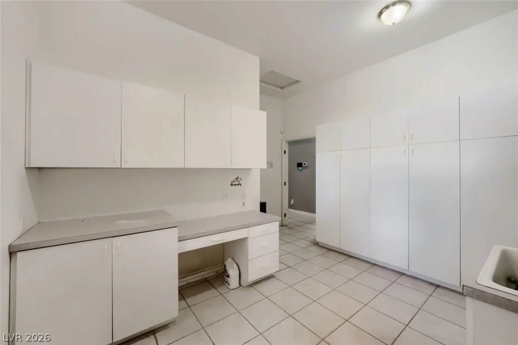 6325 Guy Ave & 6320 Horse Dr, Las Vegas, NV 89131