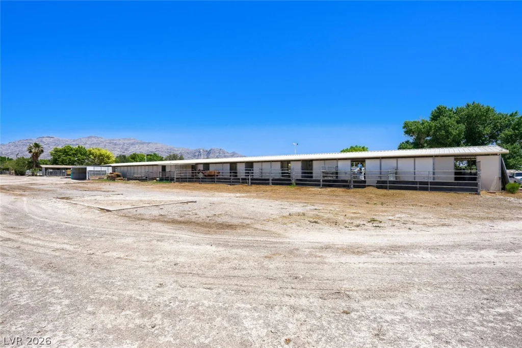 6325 Guy Ave & 6320 Horse Dr, Las Vegas, NV 89131