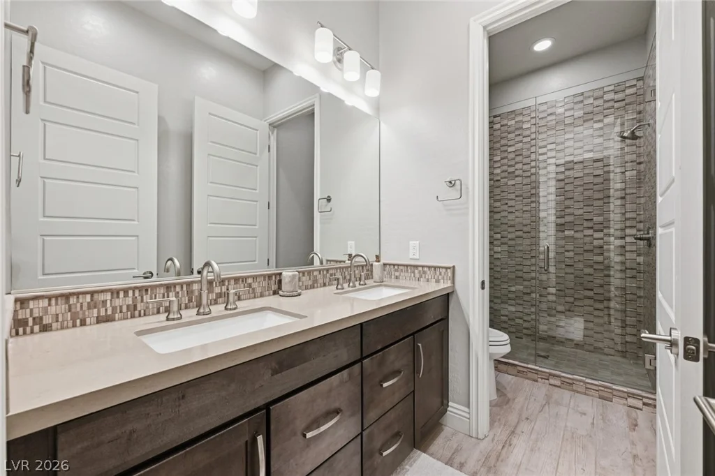6957 Rainstone, Las Vegas, NV 89148
