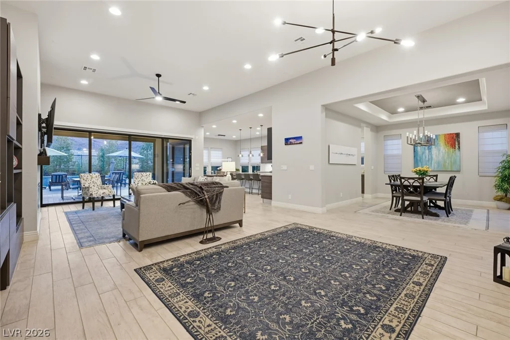 6957 Rainstone, Las Vegas, NV 89148