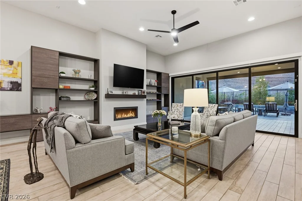 6957 Rainstone, Las Vegas, NV 89148