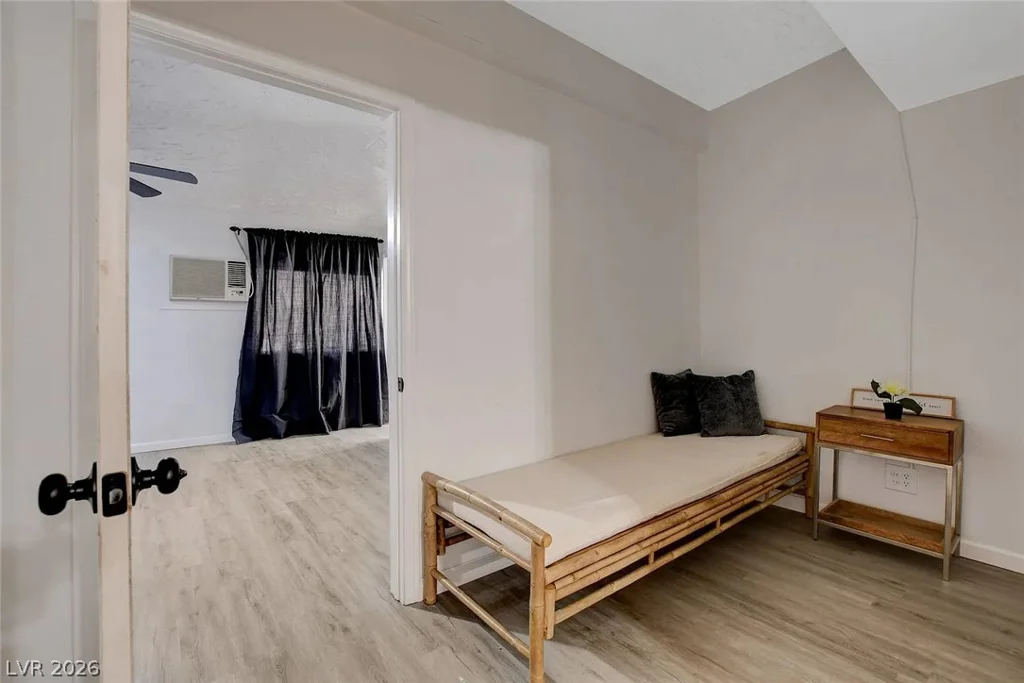 5171 Reeder, Las Vegas, NV 89119