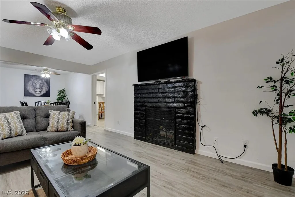 5171 Reeder, Las Vegas, NV 89119