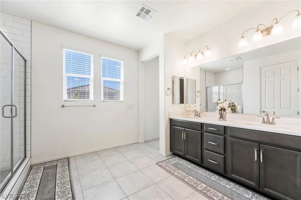 7033 Stockton Dunes, North Las Vegas, NV 89084