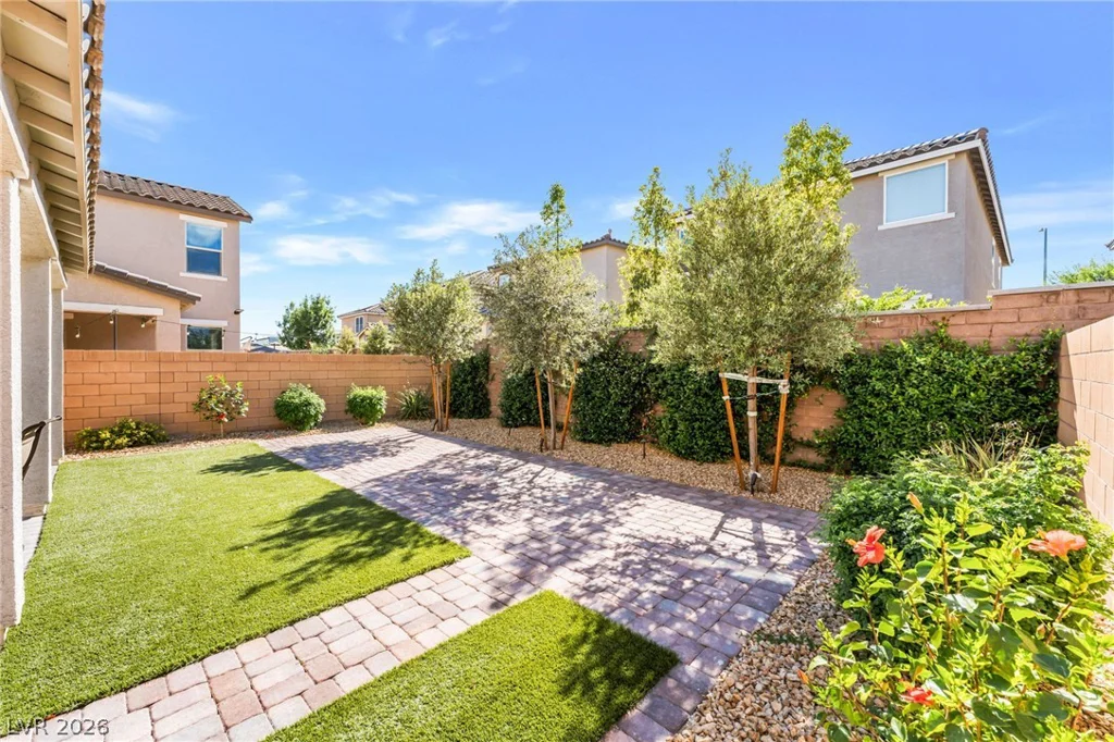 7033 Stockton Dunes, North Las Vegas, NV 89084