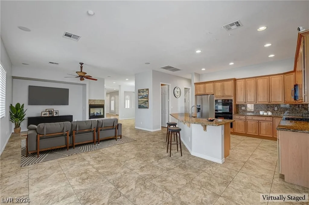 8370 Unicorn, Las Vegas, NV 89131