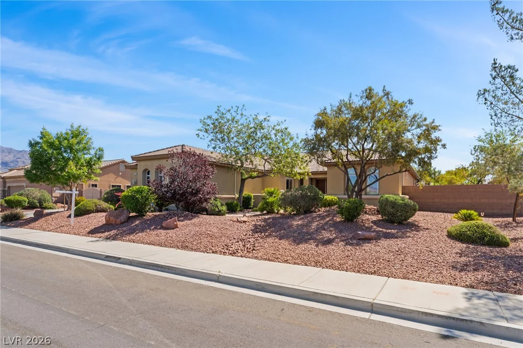 8370 Unicorn, Las Vegas, NV 89131