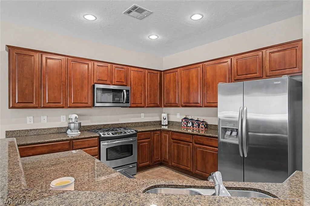 7421 Grassquit, North Las Vegas, NV 89084