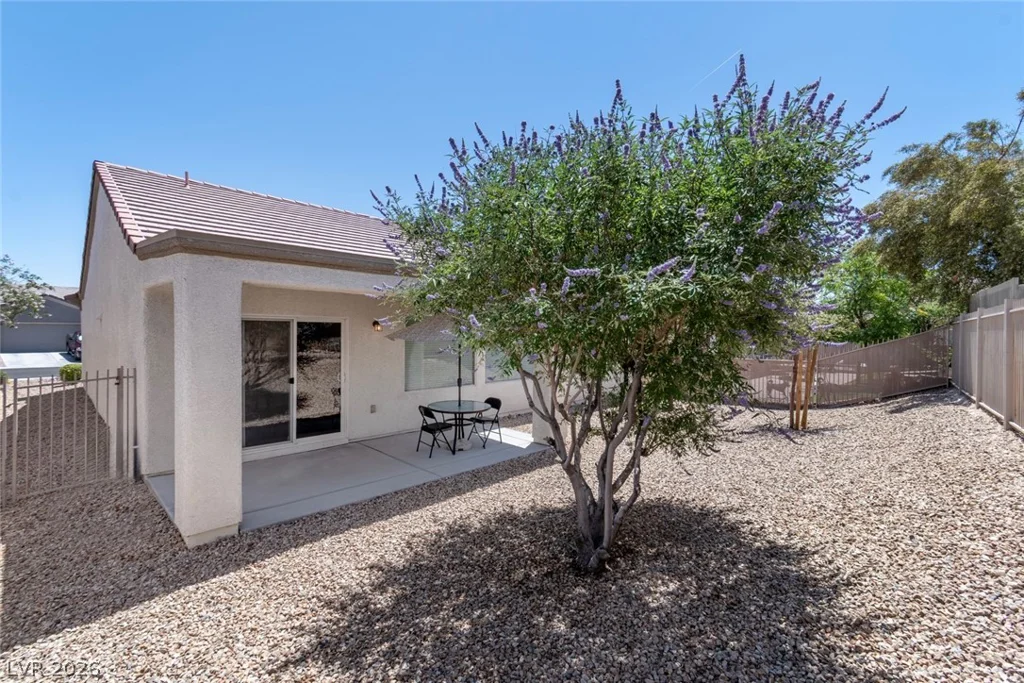 7421 Grassquit, North Las Vegas, NV 89084