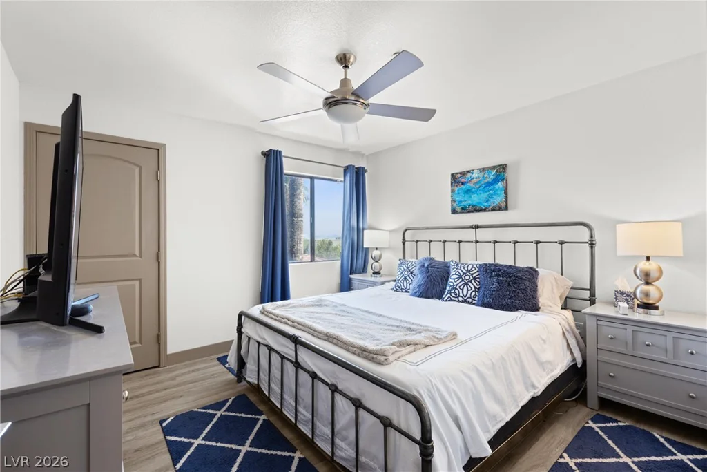 950 Seven Hills, Henderson, NV 89052