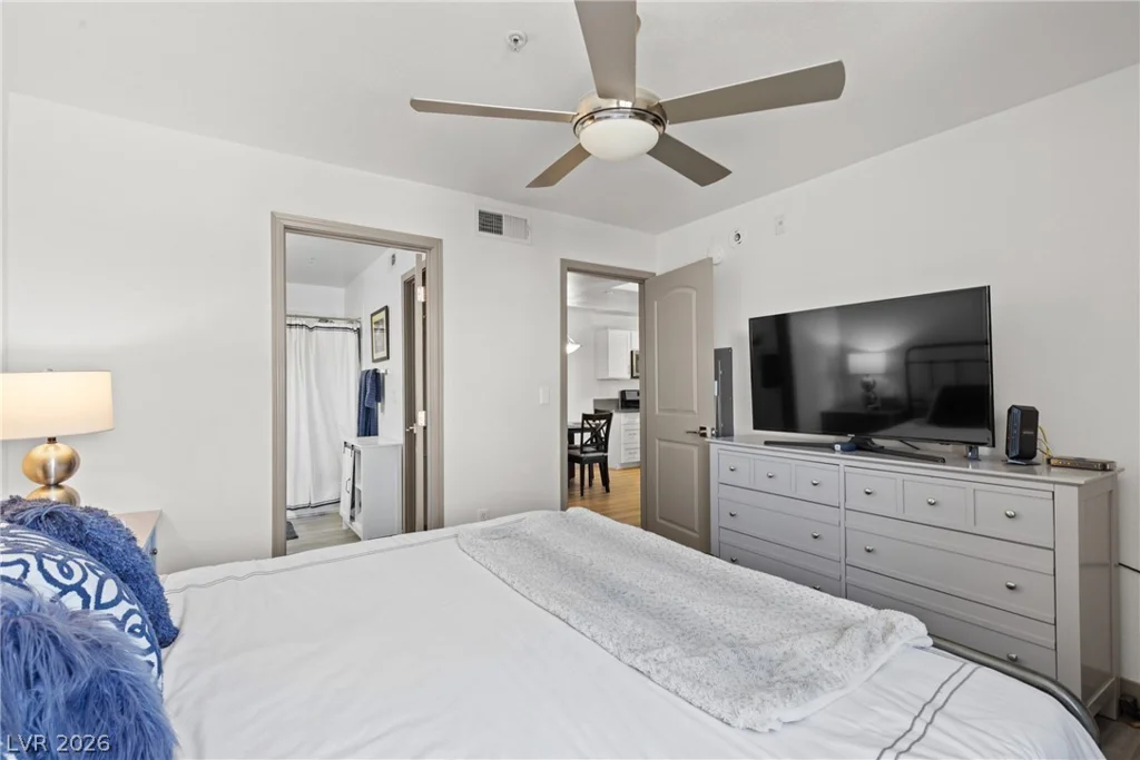 950 Seven Hills, Henderson, NV 89052