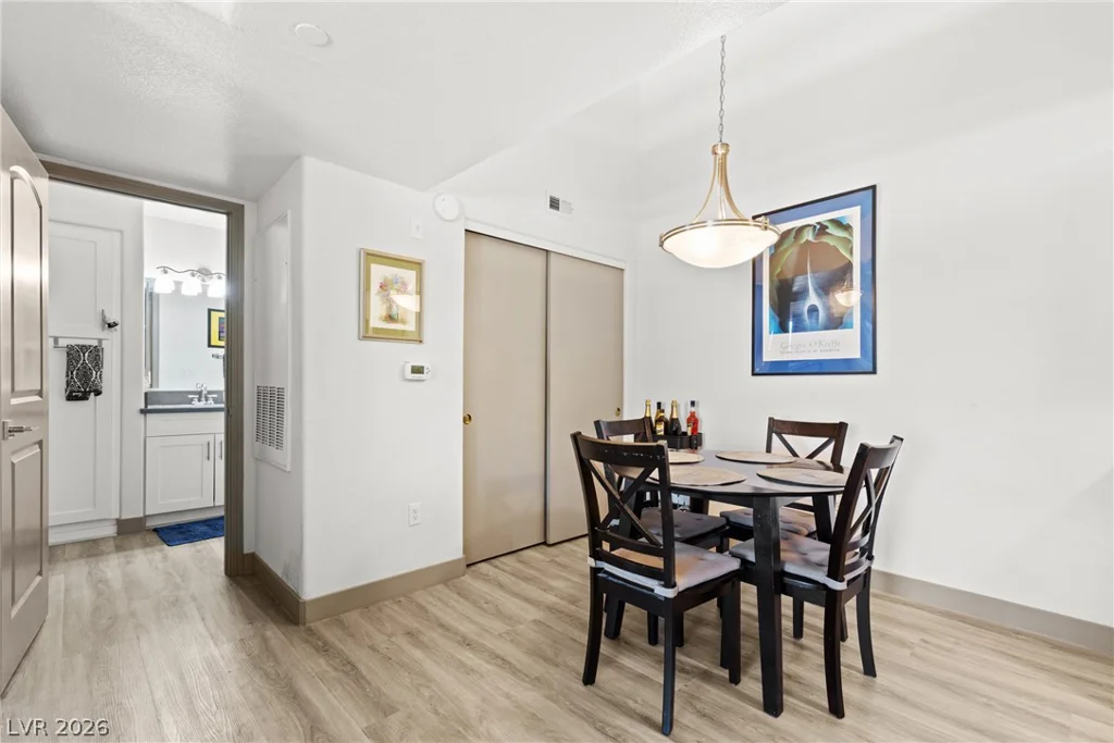 950 Seven Hills, Henderson, NV 89052
