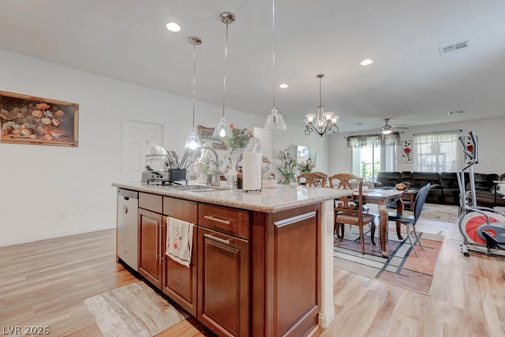6148 Widowbird, North Las Vegas, NV 89031