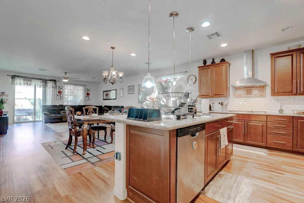 6148 Widowbird, North Las Vegas, NV 89031