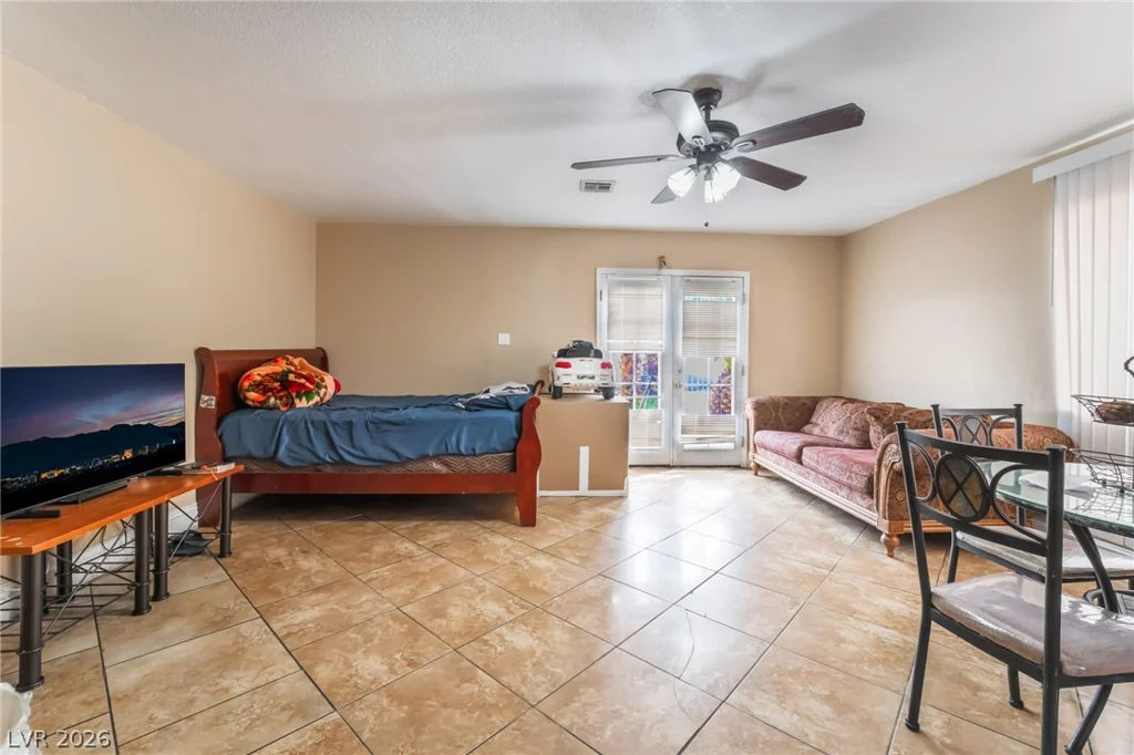 1413 17th, Las Vegas, NV 89104