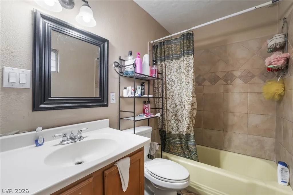 1413 17th, Las Vegas, NV 89104
