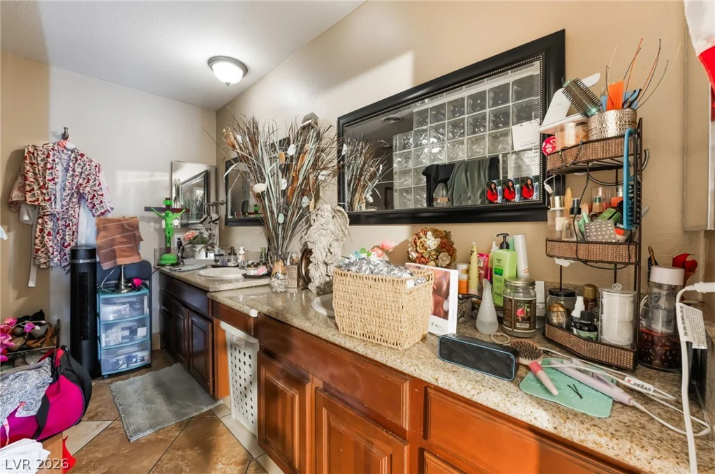 1413 17th, Las Vegas, NV 89104