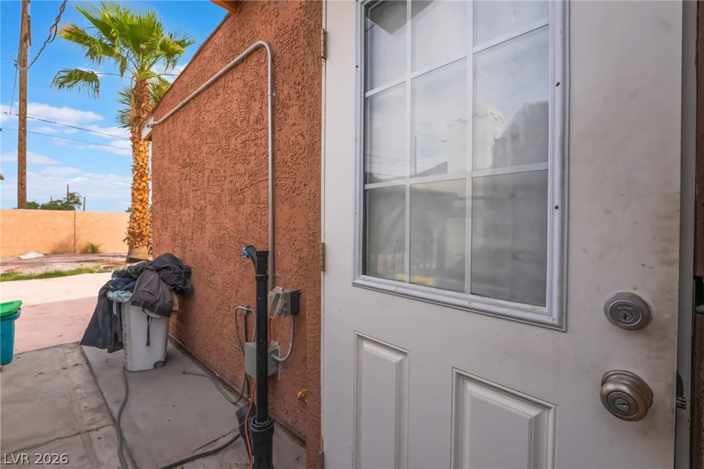 1413 17th, Las Vegas, NV 89104