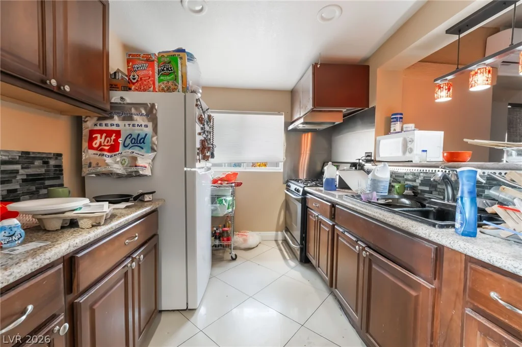 1413 17th, Las Vegas, NV 89104