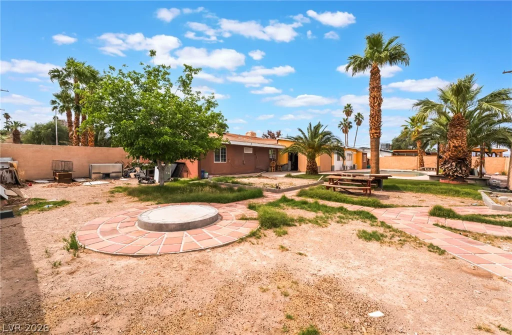 1413 17th, Las Vegas, NV 89104
