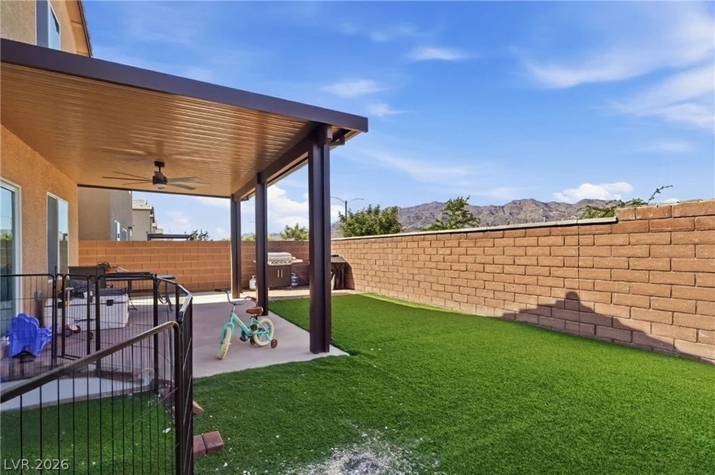 1754 Bonnie Bay, North Las Vegas, NV 89084