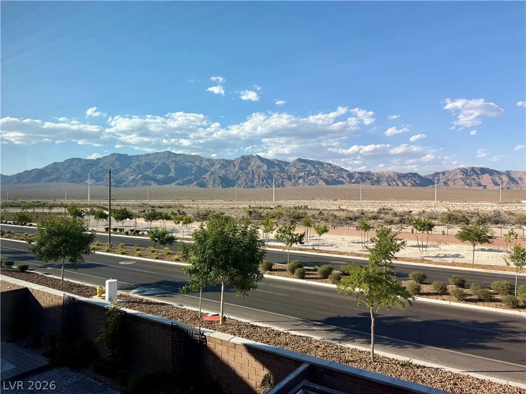 1754 Bonnie Bay, North Las Vegas, NV 89084