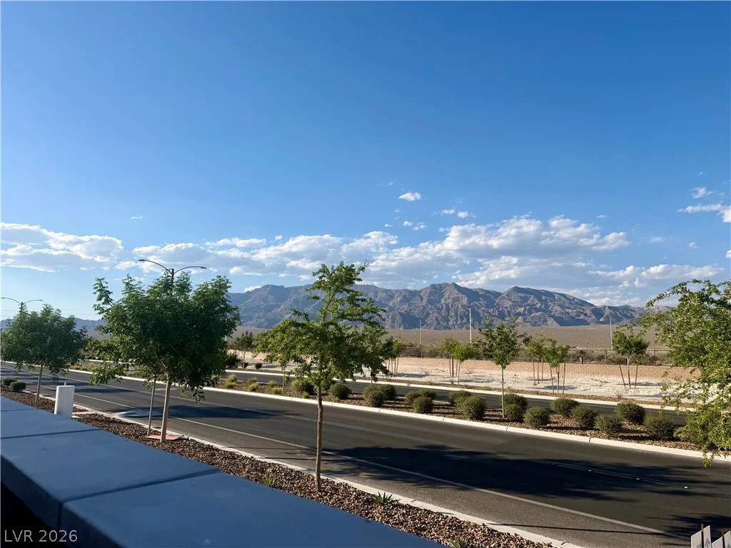 1754 Bonnie Bay, North Las Vegas, NV 89084