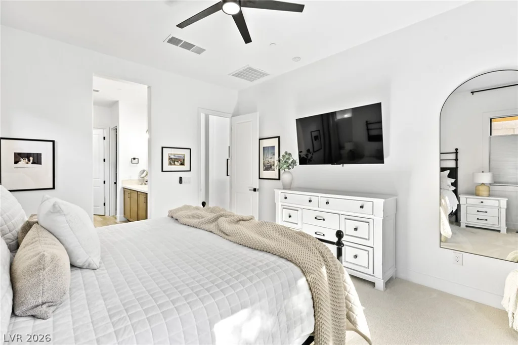 9869 Heather Moore, Las Vegas, NV 89166