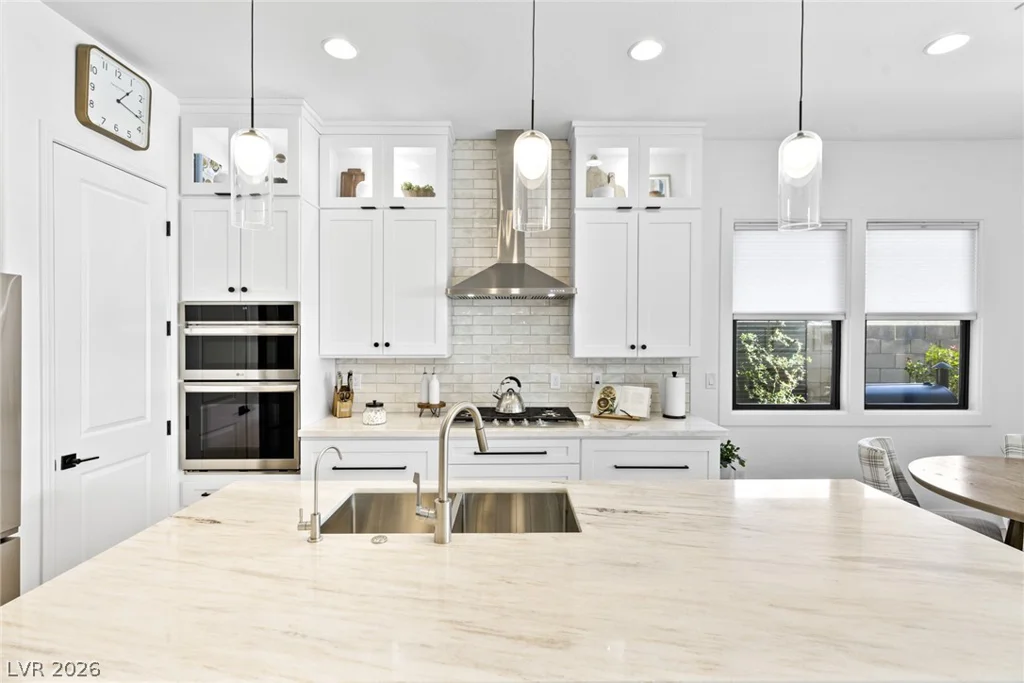 9869 Heather Moore, Las Vegas, NV 89166