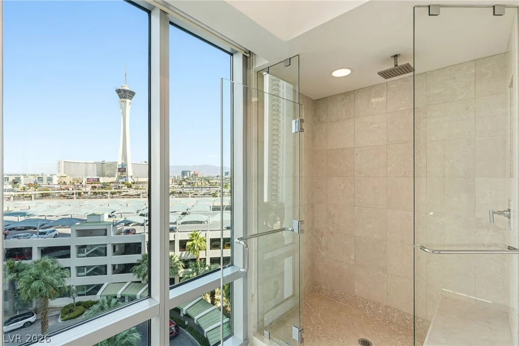 322 Karen, Las Vegas, NV 89109