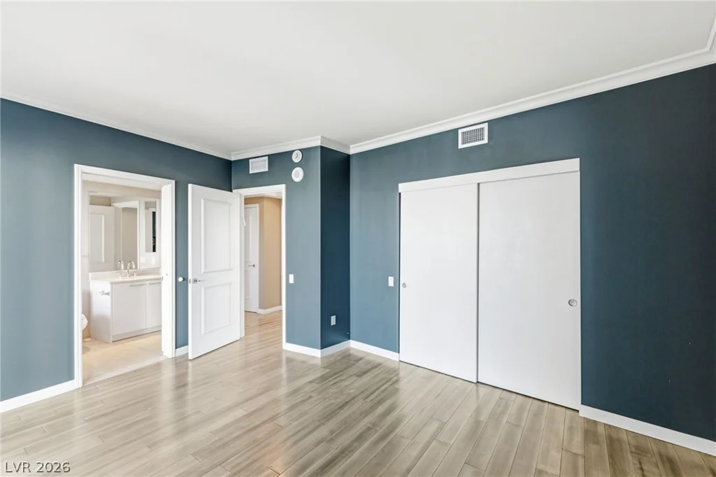 322 Karen, Las Vegas, NV 89109