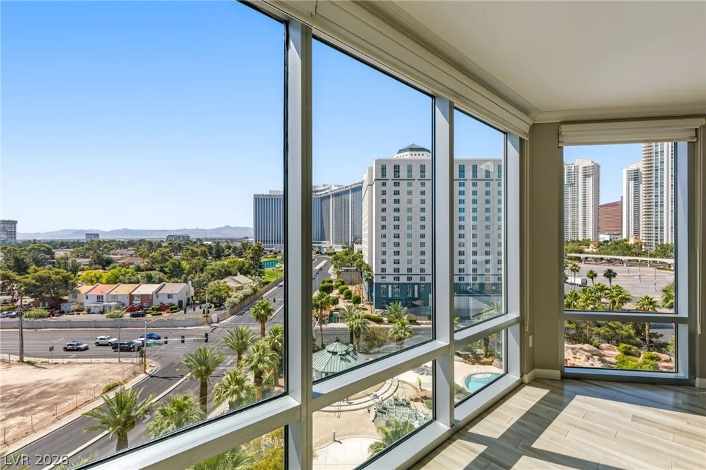 322 Karen, Las Vegas, NV 89109