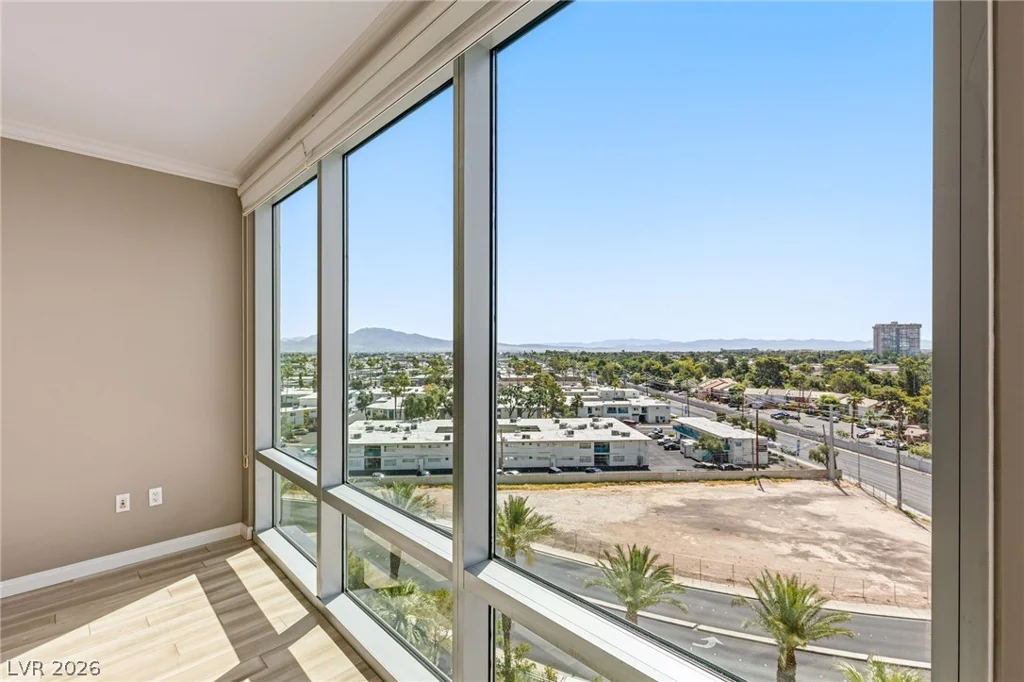 322 Karen, Las Vegas, NV 89109