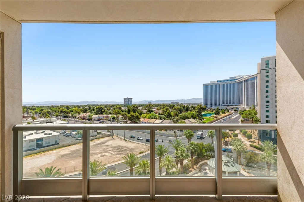 322 Karen, Las Vegas, NV 89109