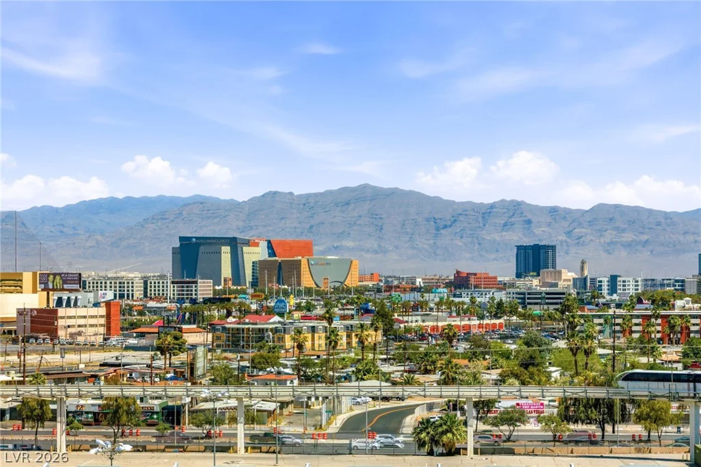 322 Karen, Las Vegas, NV 89109