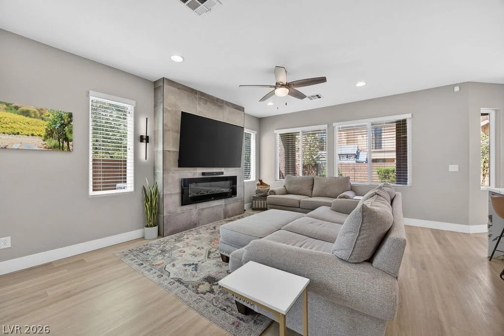 10660 Cumberland Creek, Las Vegas, NV 89166