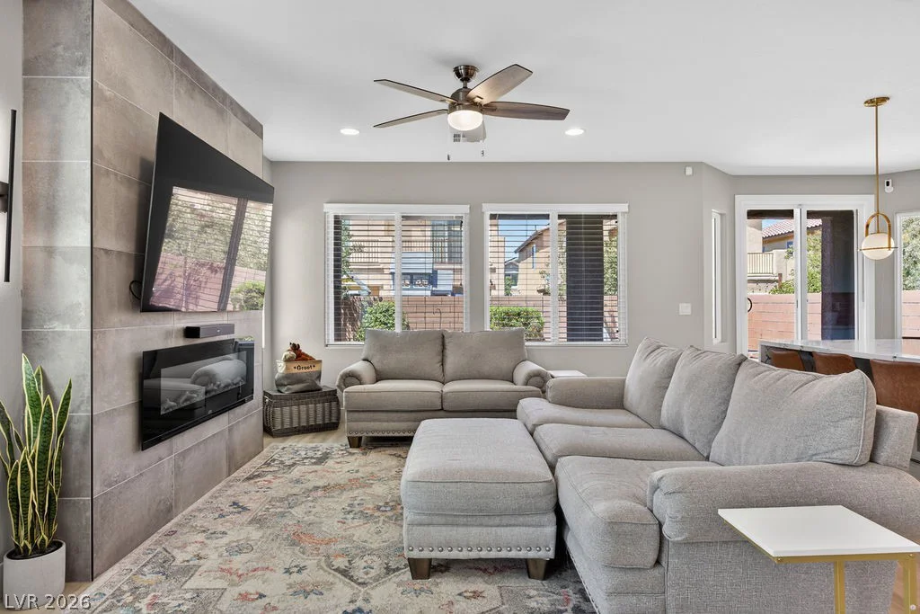 10660 Cumberland Creek, Las Vegas, NV 89166