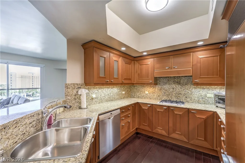 2777 Paradise, Las Vegas, NV 89109