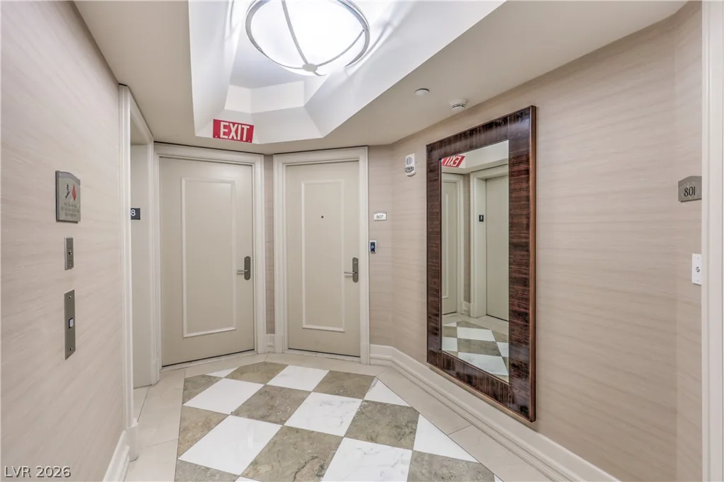 2777 Paradise, Las Vegas, NV 89109
