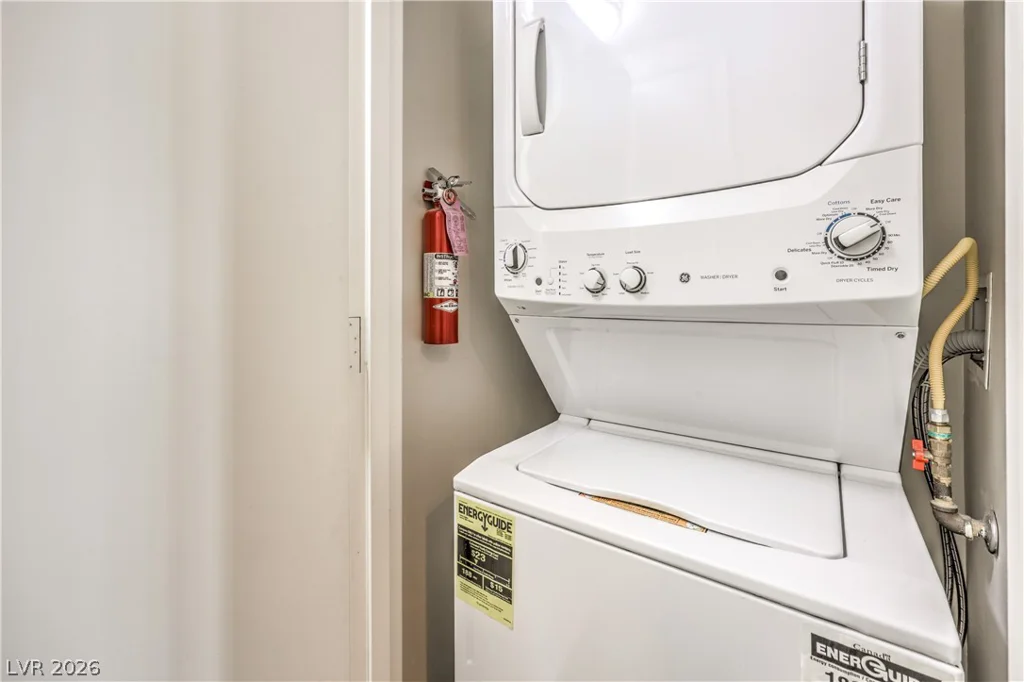2777 Paradise, Las Vegas, NV 89109